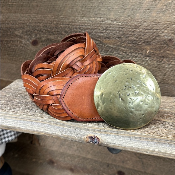 Genuine Leather Braided Belt with Brass Buckle – Size Small - Picture 2 of 8
